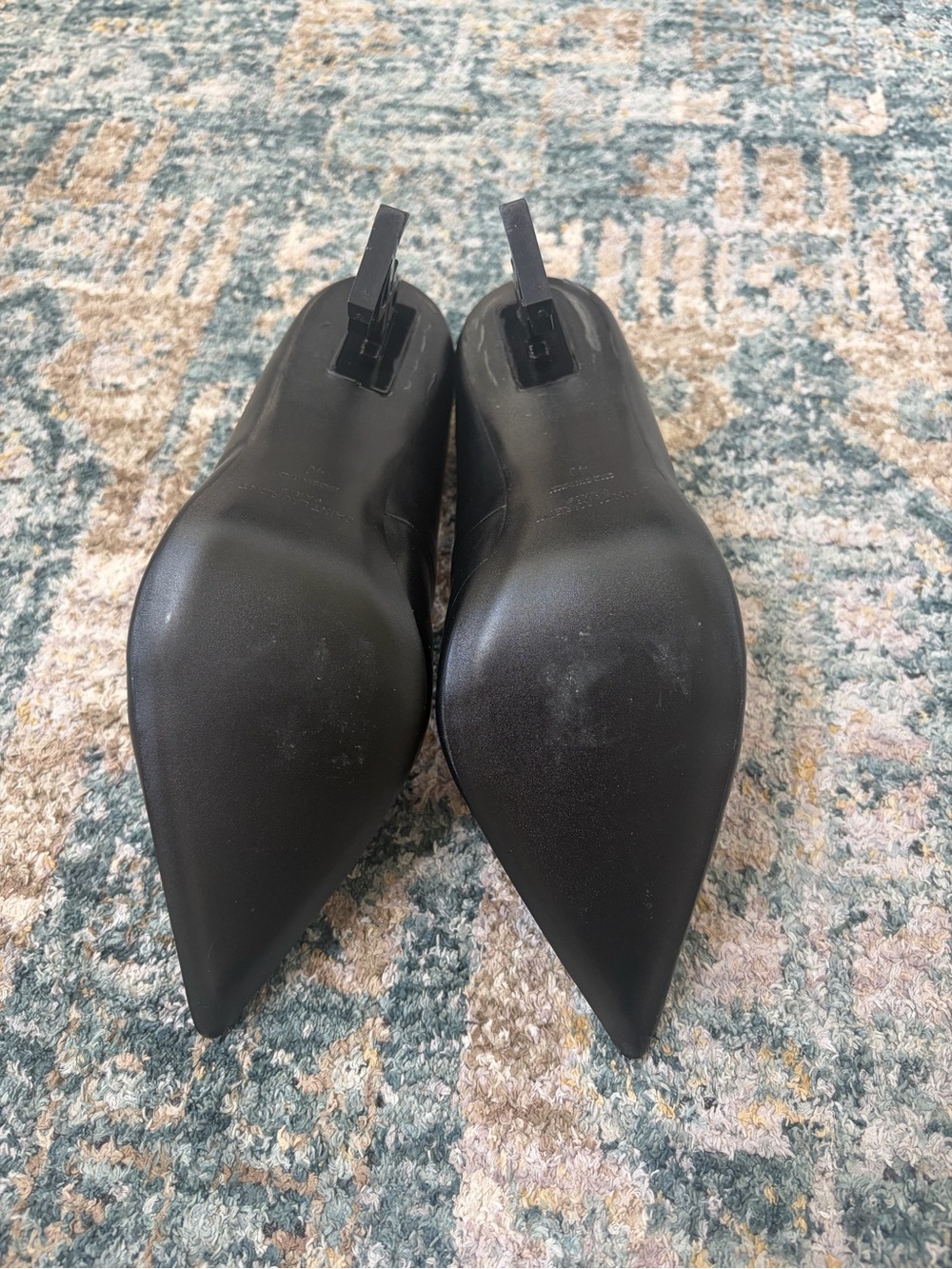 Designer Black Pointed Leather Pump with Sculptural Logo Heel - Picture 4 of 5